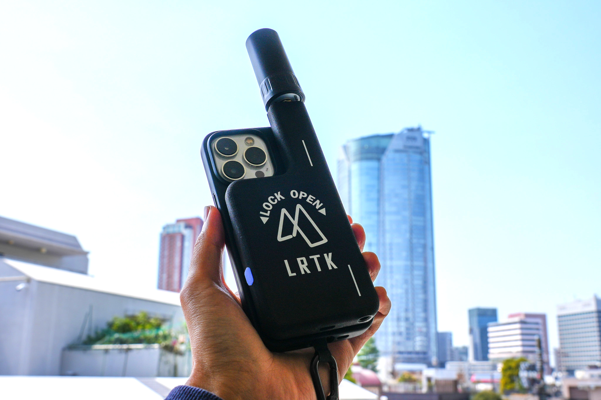 LRTK Phone | cm精度測位・点群スキャン・ARをスマホで | レフィクシア